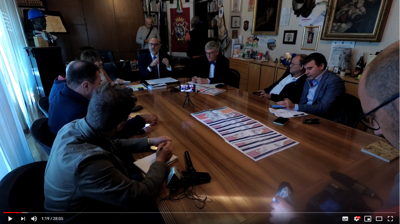 La conferenza stampa integrale del sindaco di Chieti, Umberto Di Primio, e del direttore generale della Asl Lanciano Vasto Chieti, Thomas Schael